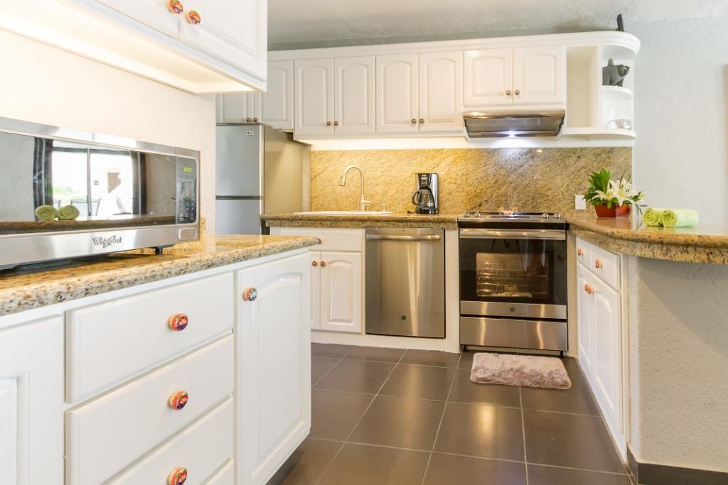 Terrasol 116_thecaboharrisons Terrasol Unit 116 Kitchen