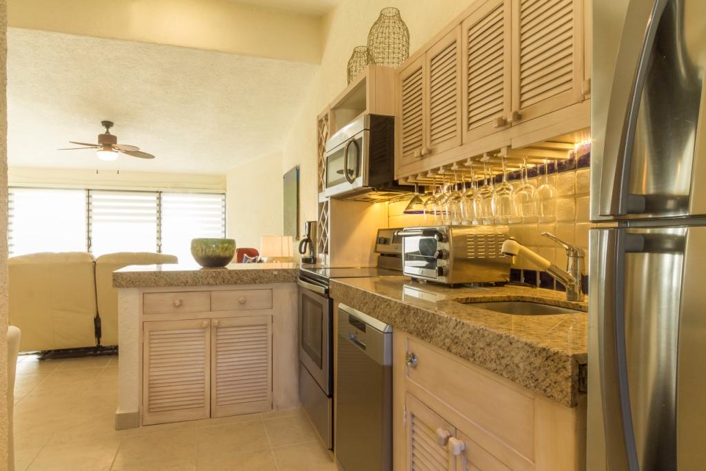 Terrasol_219_Los Cabos_karinaurquizo photography Terrasol Unit 219 Kitchen